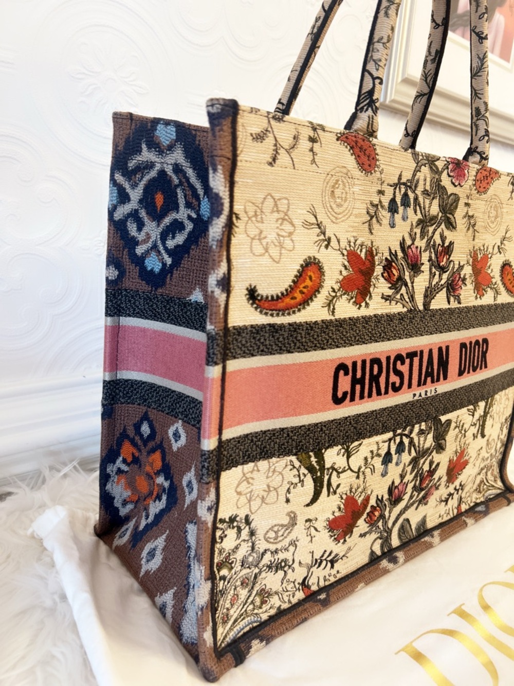Dior Jacquard Embroidered Book Tote, Large, with dust bag & insert - Picture 13 of 14